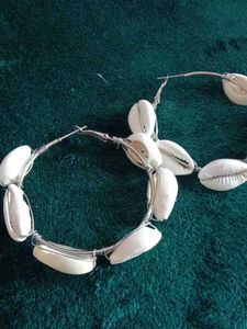Cowrie Shell Earings