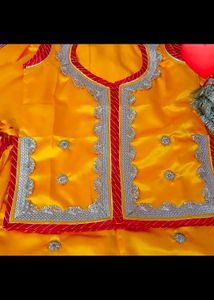 Beautiful Piliya Poshak