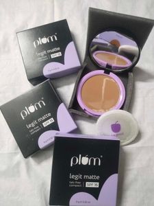 Plum Matte Compact For Dusky Skin Tone