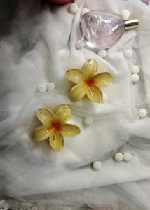 Yellow Flower Hair Clips-1pc