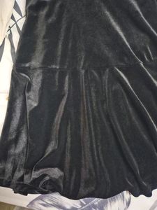 Black Velvet Dress With Lace🖤🖤🖤