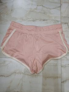 Extremely Short Shorts from Snapdeal.