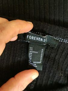 FOREVER 21 BLACK TOP