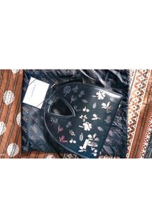 Branded Bag 🖤