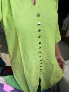 Women Solid Cotton Silk Straight Kurti