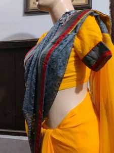 Saree With Blouse