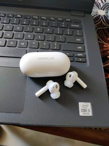 OnePlus Buds Z2 [Minor Scratches]