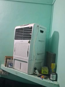 Croma Air Cooler