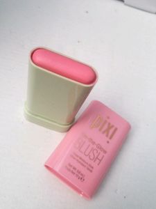 🤯Price Dropped 🎊Pixi Blush Stick