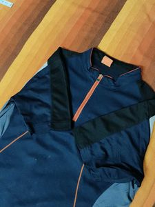 White PIA Men Blue Front Zip Sport Tshirt