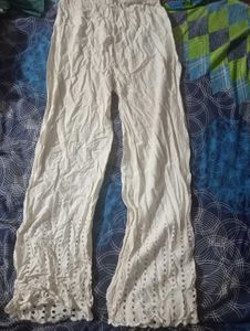 Kurti with chikenkari pant