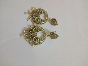 Elegant Pearl Drop Earrings