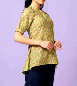 Floral Button-Up Tunic Top