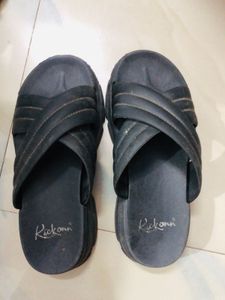 I’m Selling This Flipflops