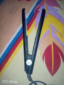 Mini Hair Straightener