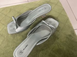 Zudio Heels Size 37