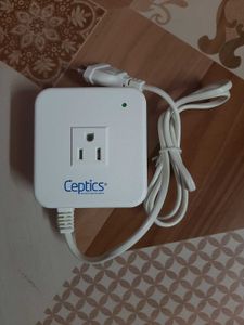 Ceptics 200 Watt Voltage Converter