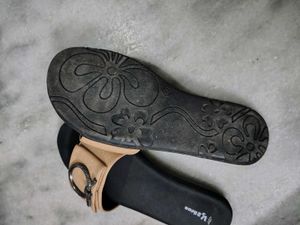 Tan Slides with Metal Accent