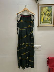 Elegant Elephant Print Maxi Dress