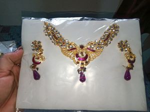 Necklace Set