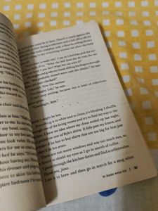 It Ends With Us by Colleen Hoover