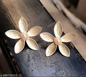 Gold Flower Earrings