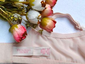Victoria&#39;s Secret : Upper Inner