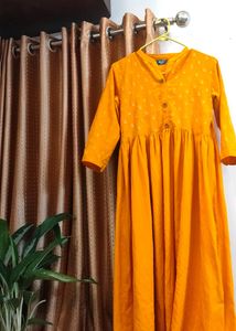 Pretty Mustard Umbrella Kurthi⭐