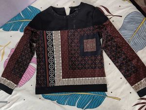Patterned Long Sleeve Top Black