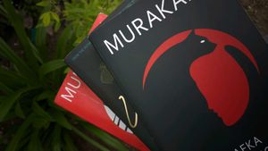 3bestsellers(Variety,Kafka On d Shore&Norwegian..)