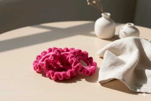 Pink Flower Hair Tie •|HANDMADE|•