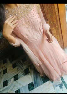 30% Discount Offer. New Static Luxury Gown