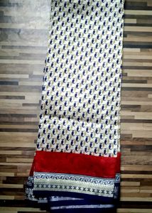 Printed Saree with Paisley Pattern