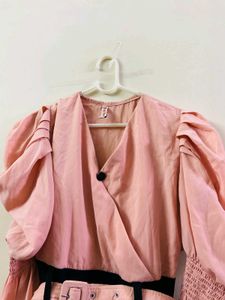 Chic Pink &amp; Black Dress🩷
