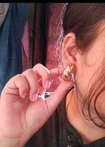 Golden Twistes Hoops