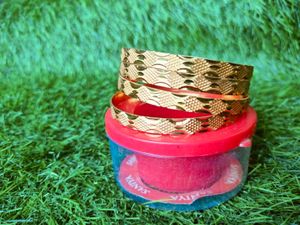 Metal Kangan With Golden Polish