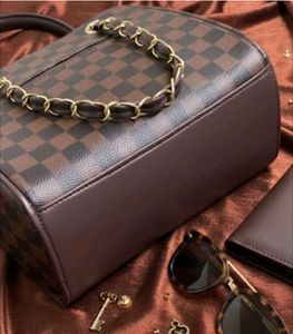 Magma Tote Bag - Stylish &amp; Functional