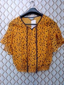 New With Tag Korean Ruffled Bow Pullover