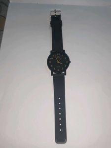 Classic Black Wrist Watch