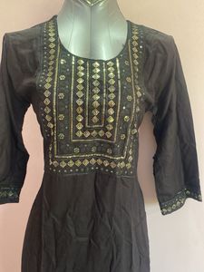New Unused Black Embellished Kurta