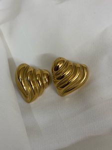 Chunky Lined Heart Studs Anti-tarnish