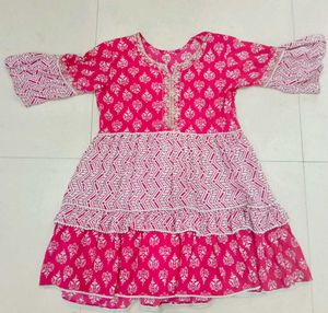 women,short  frock (L- size)