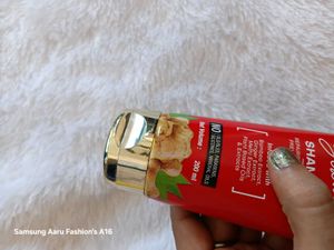 St.Botanica Shampoo