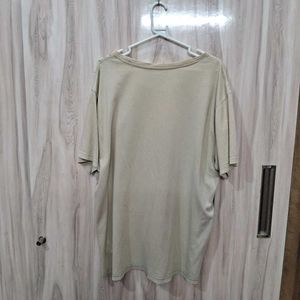 2Bme Graphic T-Shirt