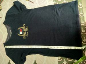 buy 1sweatshirts and get one  tshirt free