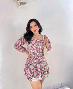 H&amp;M Crinkled off-the-shoulder dress