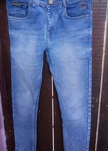 men blue jeans