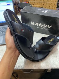 Banyy Trendy Slippers