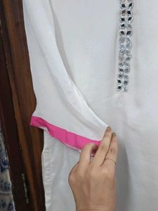 white beautiful suit for diwali