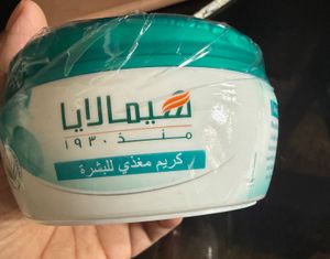 Himalaya Nourishing Skin Cream